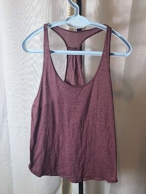 Lululemon Top Women’s Racerback Athletic Tank Top  Stretch Yoga Gym Size 8